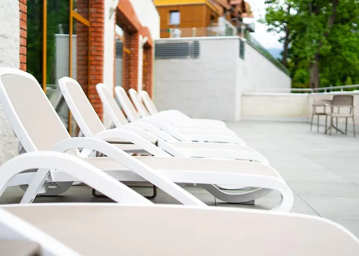 Appartement Stone Hill Wellness Z Basenem Jakuzi Saunami Prywatnym Garazem I Rowerami W Cenie *