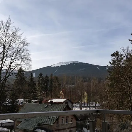 Apartmán Stone Hill Wellness Z Basenem Jakuzi Saunami Prywatnym Garazem I Rowerami W Cenie